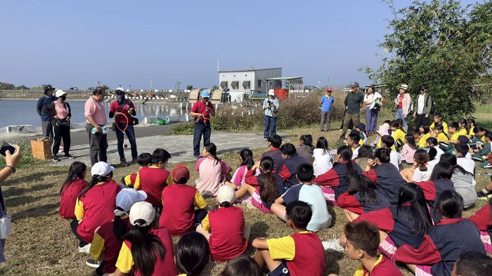 深化在地海洋素養，屏東縣150名師生齊聚佳冬體驗牽罟文化